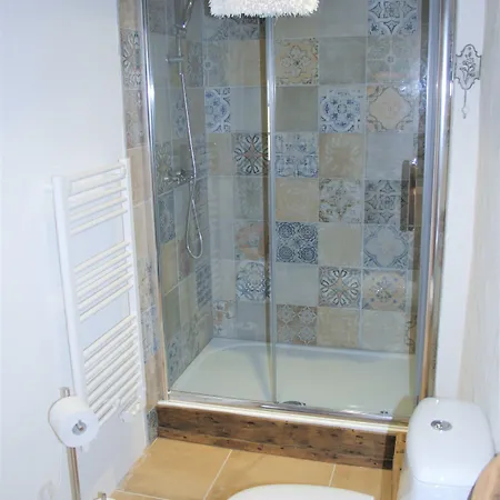 Bed & Breakfast Manoir De La Basse-cour 3*