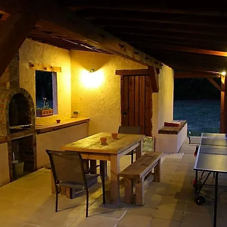 Manoir De La Basse-cour Frühstückspension Asnieres-sur-Vegre