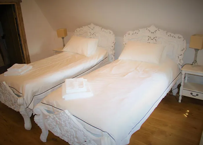 Bed & Breakfast Manoir De La Basse-cour 3*